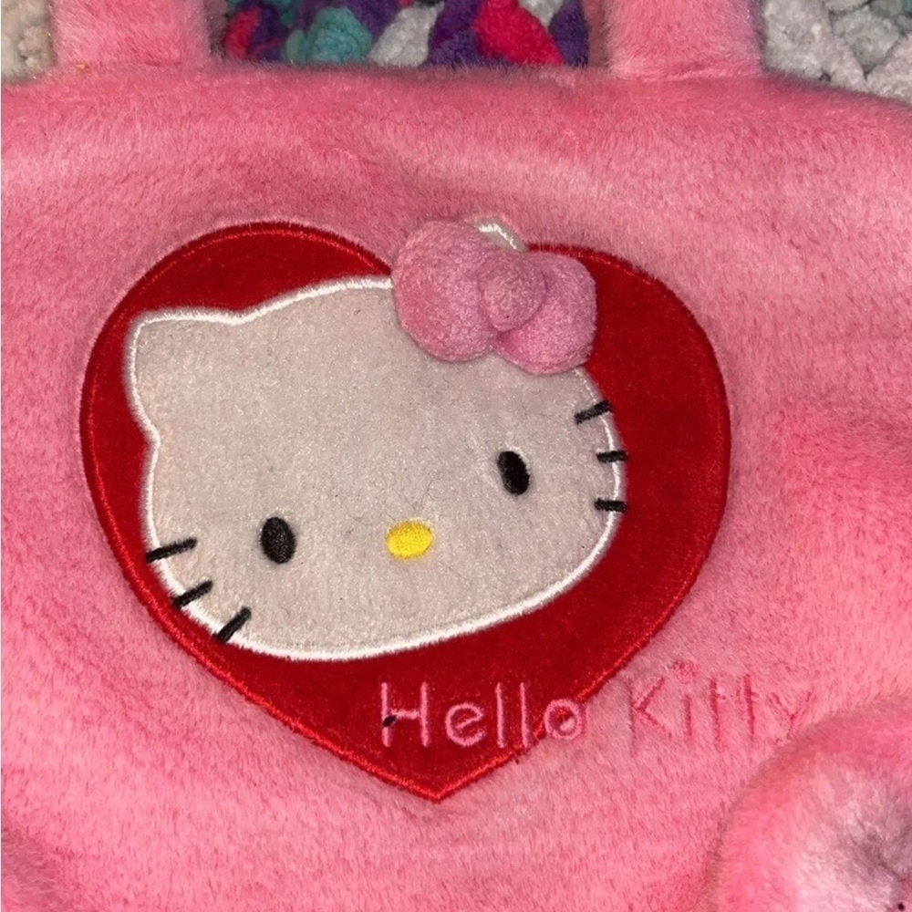 Hello Kitty Sanrio Pink Heart Faux Fur Plush Bag Purse - Picture 3 of 10